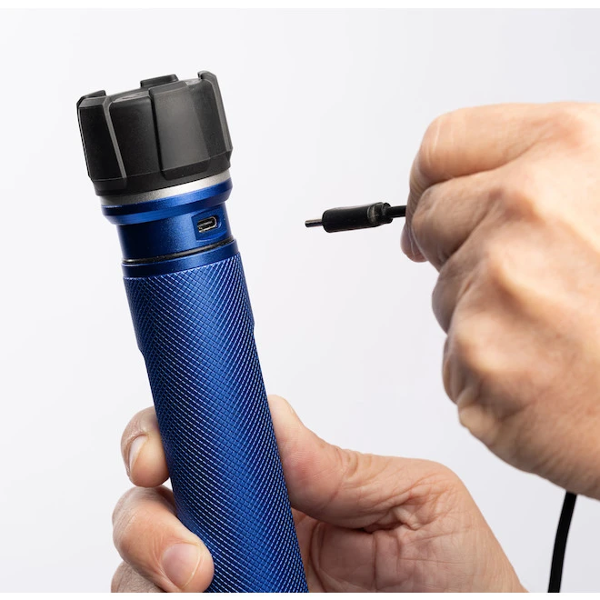 Kobalt Rechargeable - 1000 Lumens LED Flashlight Kobalt Rechargeable - 1000 Lumens LED Flashlight -Kobalt Tool Shop 19225286b L