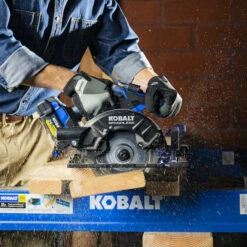 Kobalt 24-Volt XTR Max Cordless Circular Saw - Brushless Motor - 7 1/4-in - Bare Tool Without Battery -Kobalt Tool Shop 32165051d L